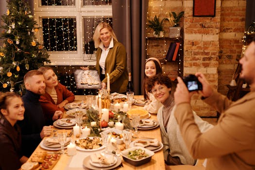 family dinner with everyone on their phones